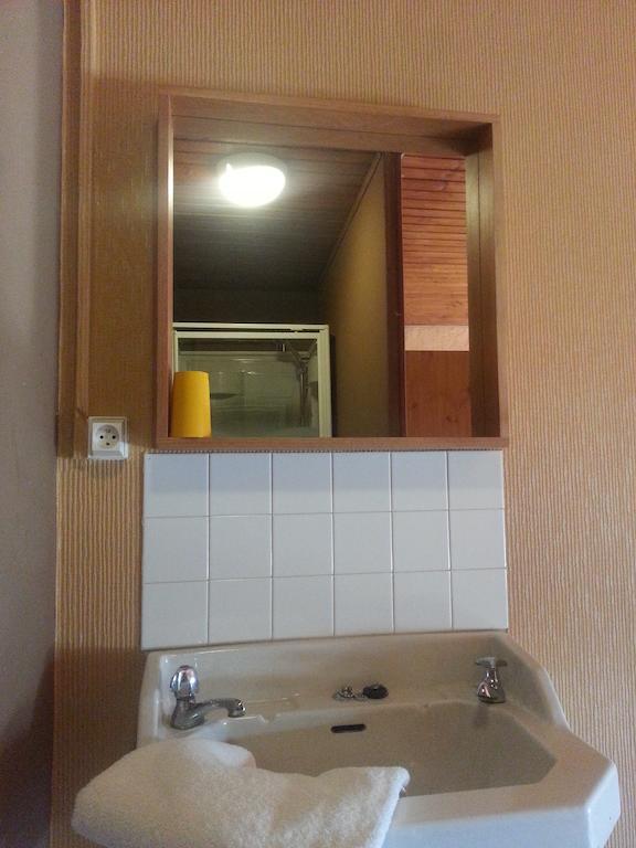 Auberge Au Bon Vivant Vesqueville Bagian luar foto
